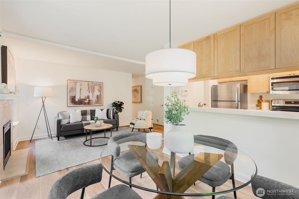 Photo of 9805 Avondale Road NE #M139, Redmond, WA 98052 (MLS # 2382467)