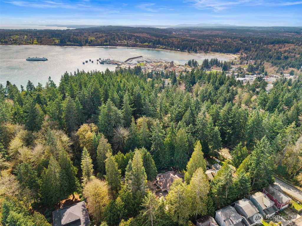 Photo of 26702 Ohio Avenue NE, Kingston, WA 98346 (MLS # 2489884)