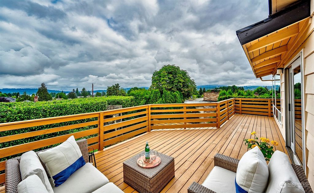 Photo of 8422 S 122nd Street, Seattle, WA 98178 (MLS # 2145252)