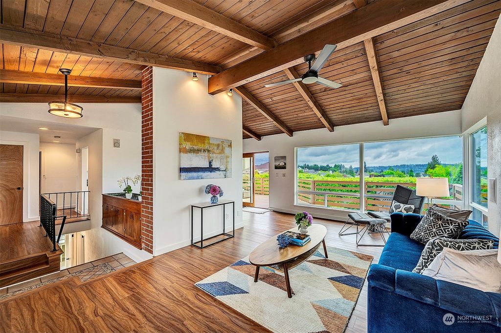 Photo of 8422 S 122nd Street, Seattle, WA 98178 (MLS # 2145252)