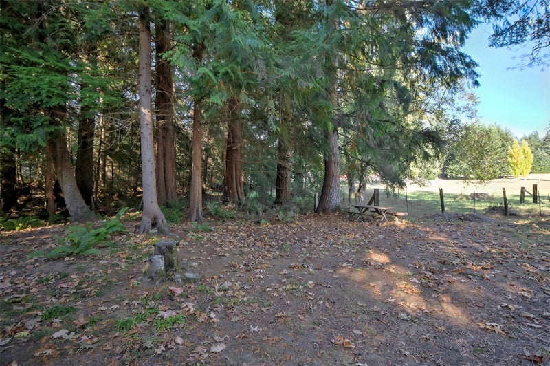 80 SE Barberry Court