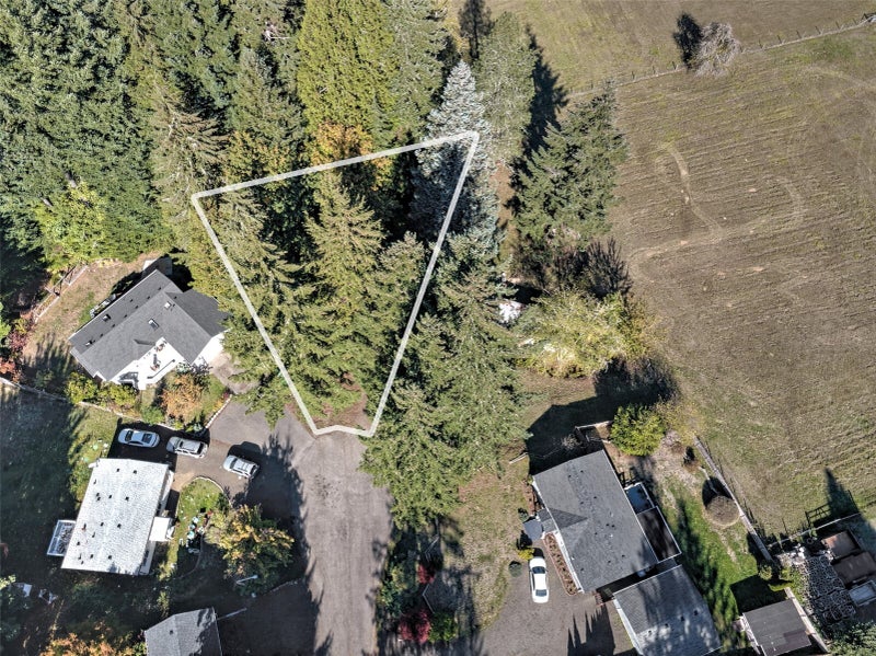 80 SE Barberry Court