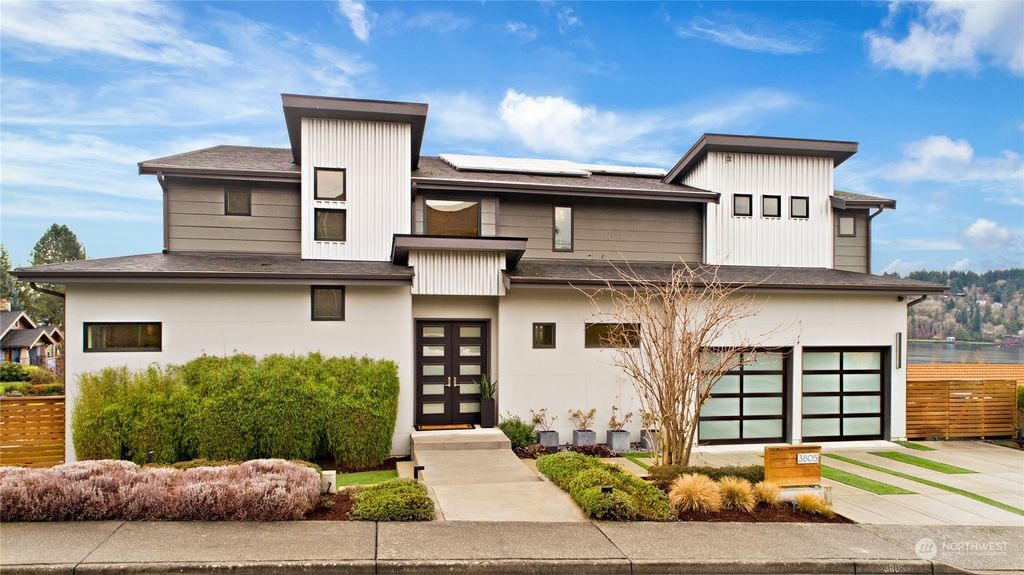Photo of 3805 Park Avenue N, Renton, WA 98056 (MLS # 2196156)