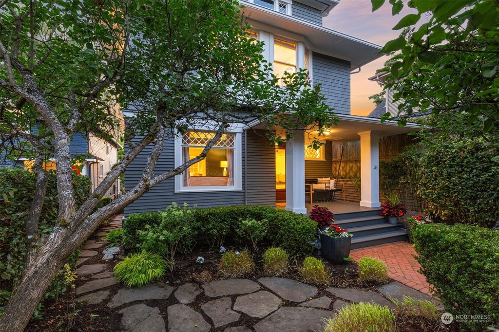 Photo of 1629 8th Avenue W, Seattle, WA 98119 (MLS # 2133753)
