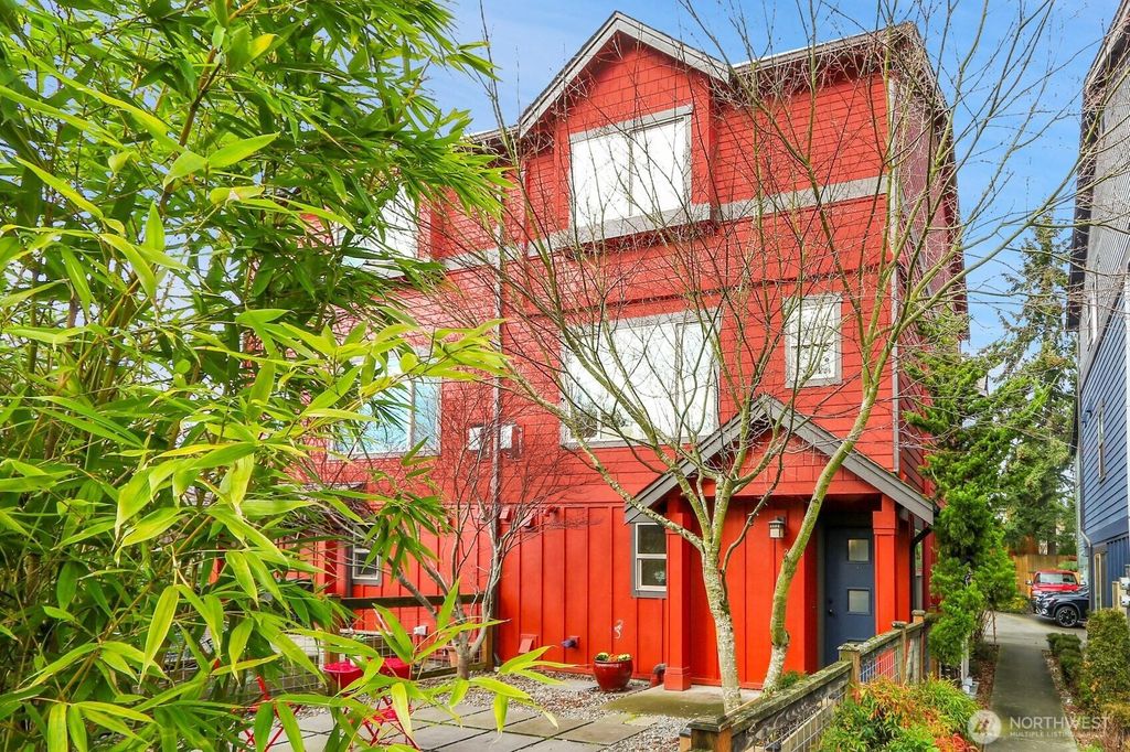 Photo of 2130 N 113th St #B, Seattle, WA 98133 (MLS # 2379376)