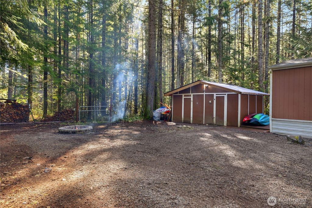 Photo of 300 N Mount Jupiter DR, Hoodsport, WA 98548 (MLS # 2525431)