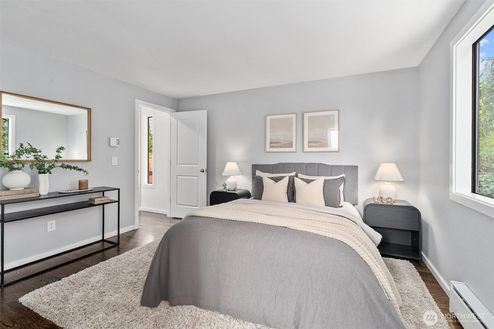 Seattle, Washington 98112, United States, 2 Bedrooms Bedrooms, ,2 BathroomsBathrooms,Residential,Active,203645