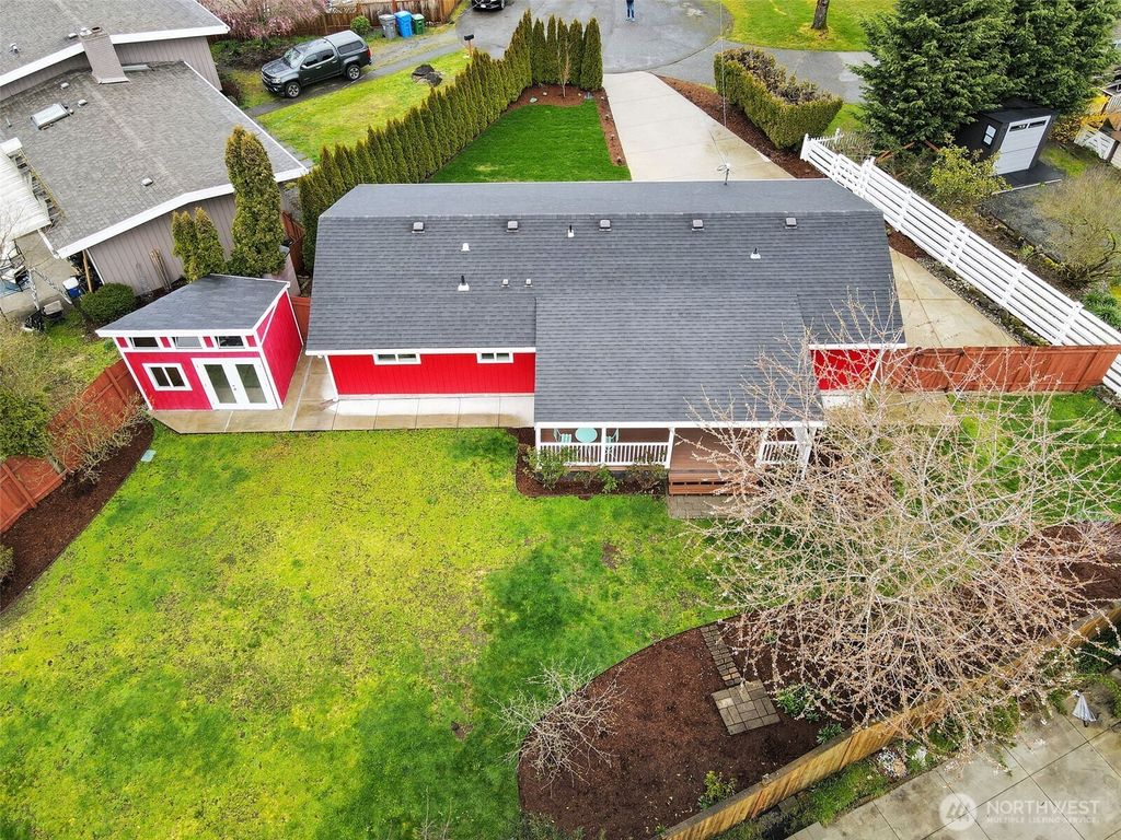 Photo of 447 Index Avenue NE, Renton, WA 98056 (MLS # 2499456)