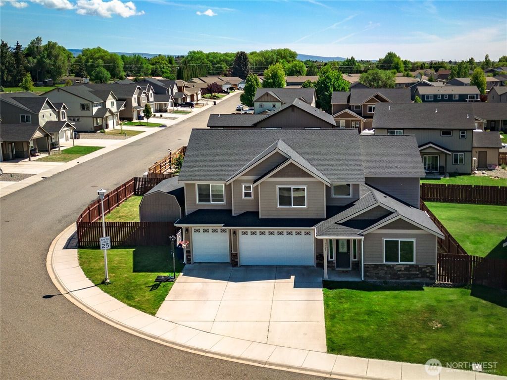 Photo of 2402 N Creeksedge Way, Ellensburg, WA 98926 (MLS # 2528592)