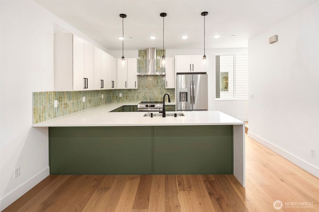 Photo of 725 18th Avenue #C, Seattle, WA 98122 (MLS # 2452513)