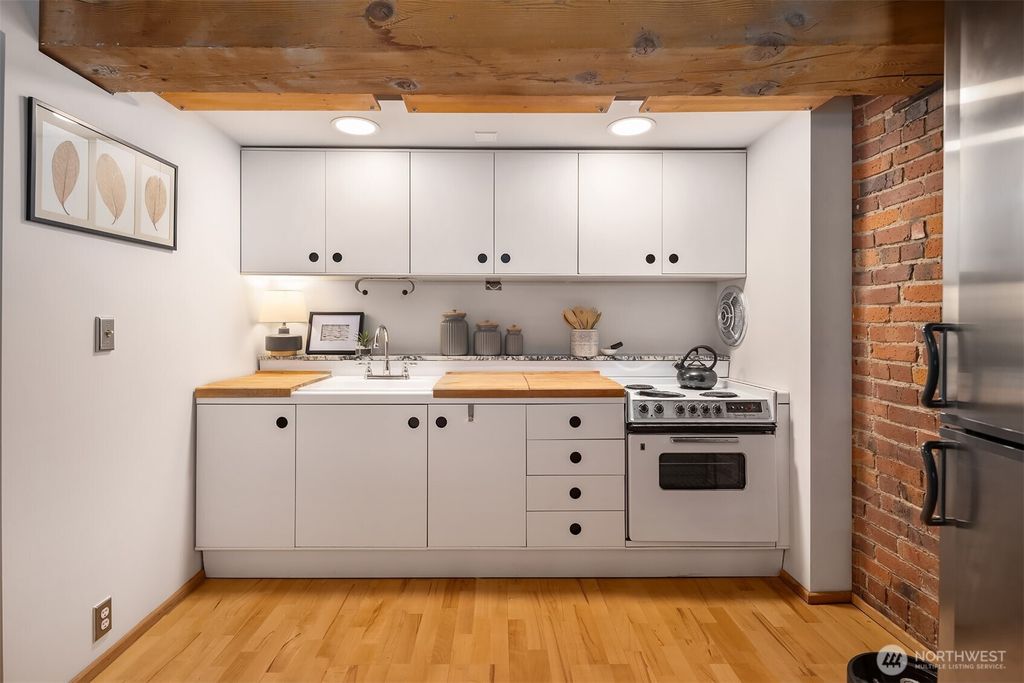 Photo of 1507 Western Avenue #R501, Seattle, WA 98121 (MLS # 2429798)