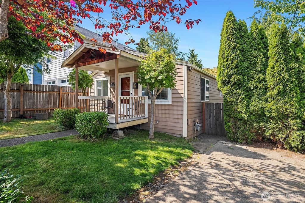 Photo of 8432 S 117th Place, Seattle, WA 98178 (MLS # 2397695)