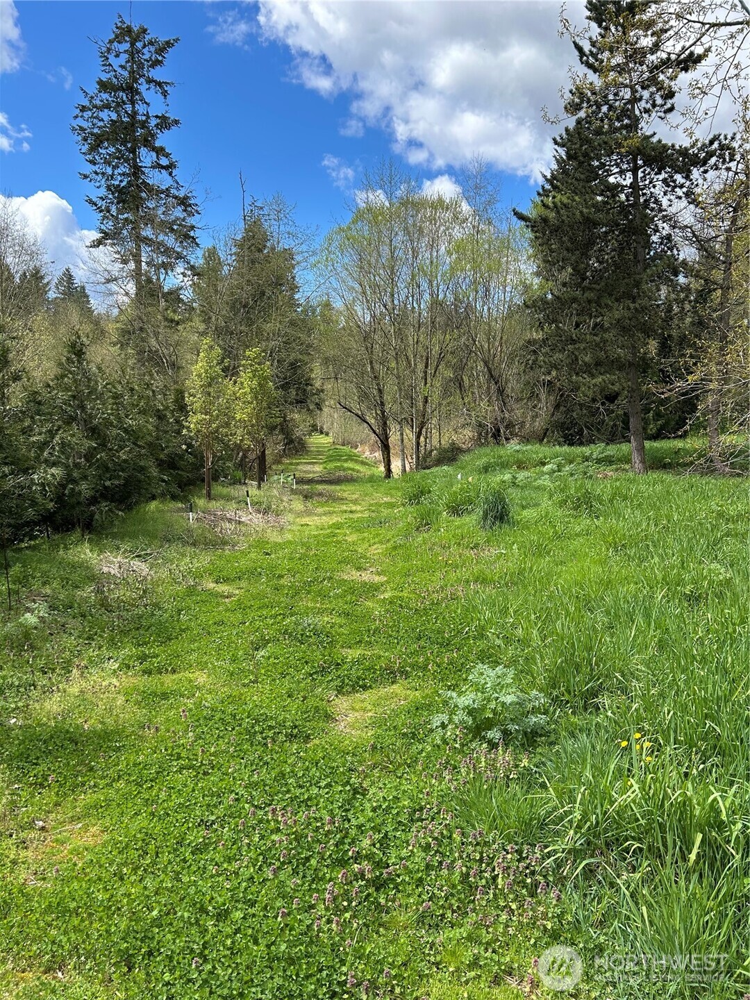 8624 224th Avenue NE