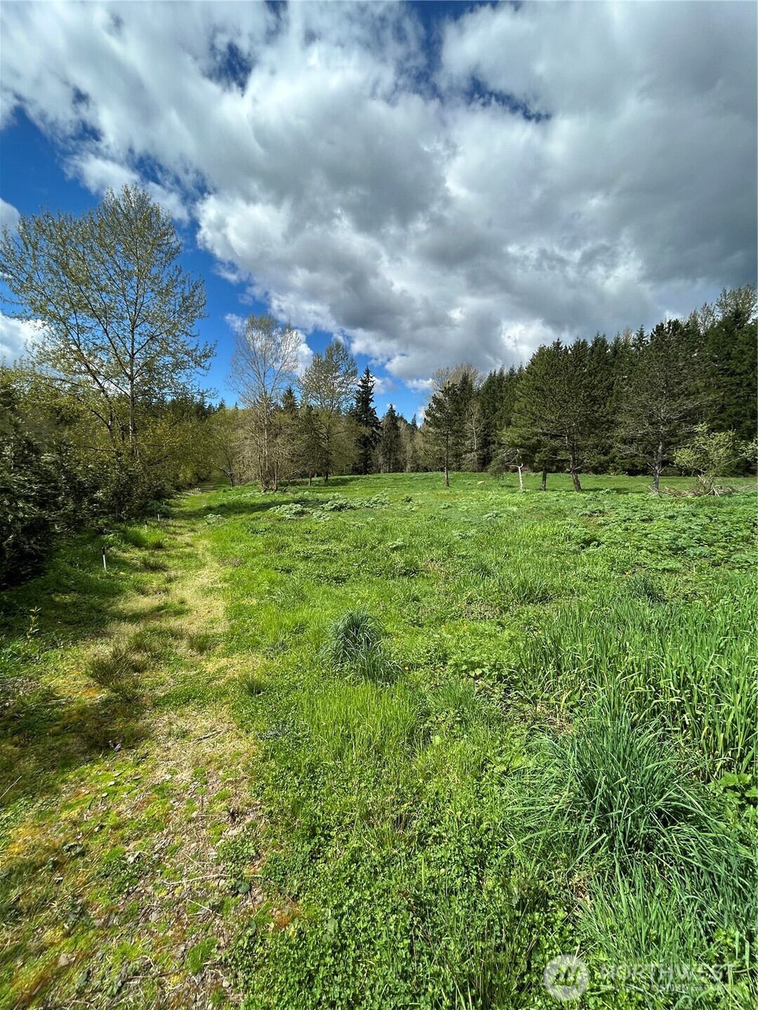 8624 224th Avenue NE