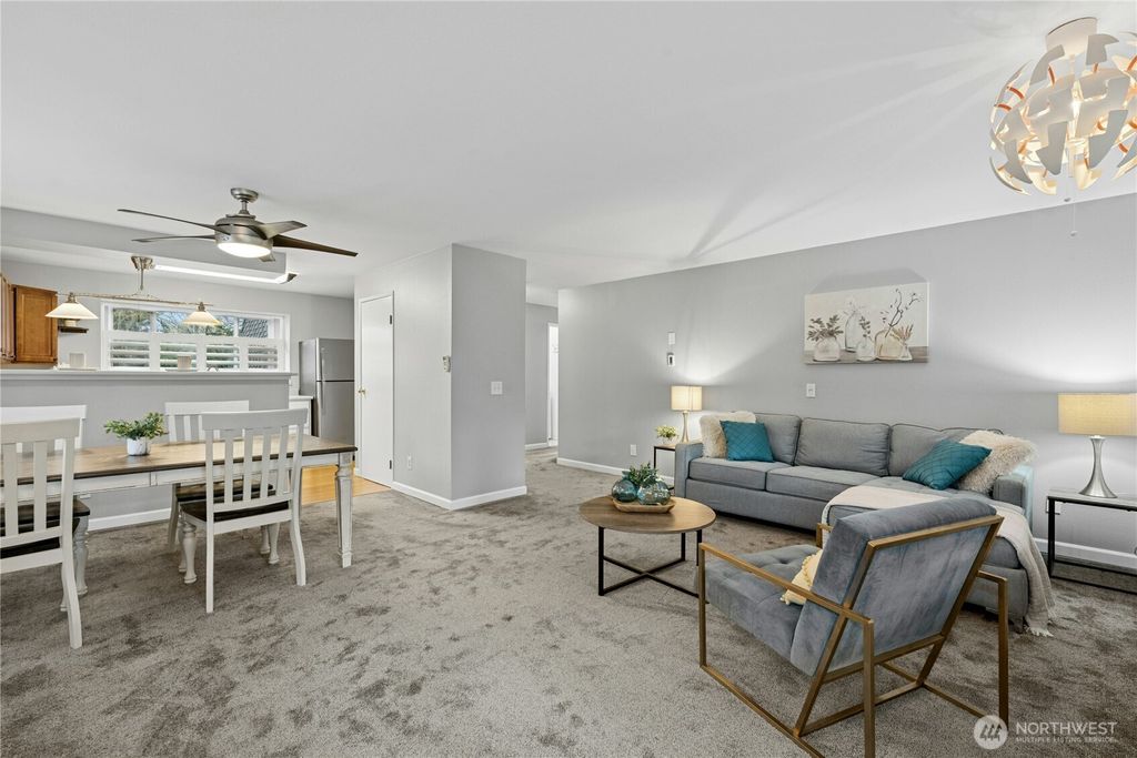 Photo of 9904 NE 142nd Place #C302, Kirkland, WA 98034 (MLS # 2482121)