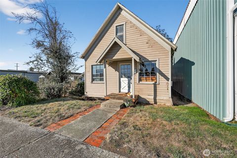 Photo of 1125 N Tower Avenue, Centralia, WA 98531 (MLS # 2442620)