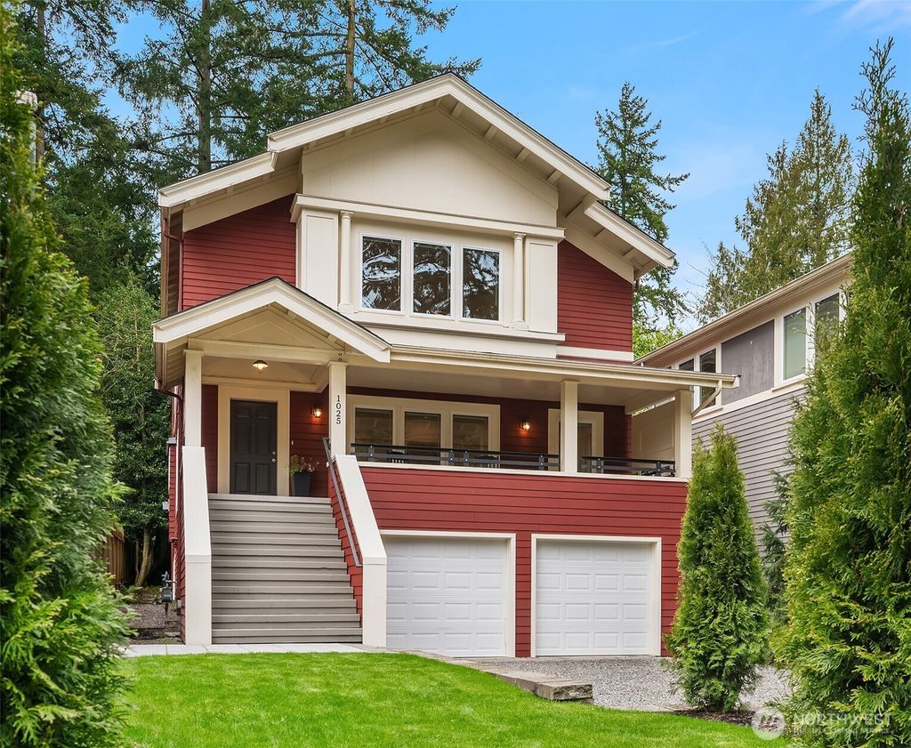 Photo of 1025 NE 130th Street, Seattle, WA 98125 (MLS # 2514850)
