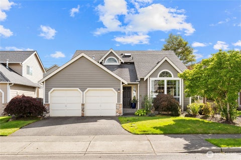 Photo of 21645 SE 281st Street, Maple Valley, WA 98038 (MLS # 2586314)