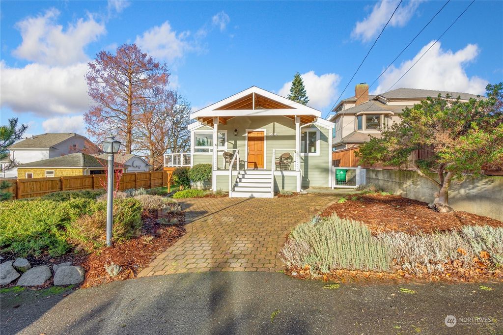 Photo of 2528 NW 192nd Place, Shoreline, WA 98177 (MLS # 2026571)