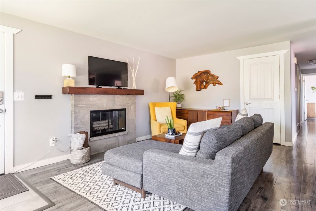 Photo of 9627 53rd Avenue S, Seattle, WA 98118 (MLS # 2193508)