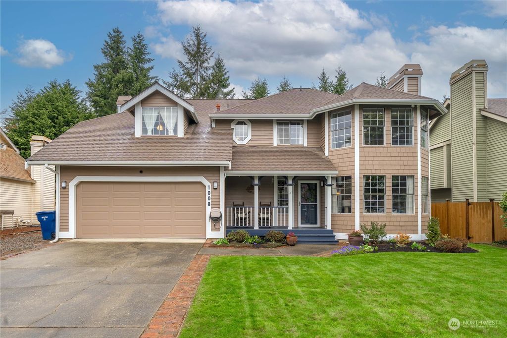 Photo of 1008 SW 314th Place, Federal Way, WA 98023 (MLS # 2215337)