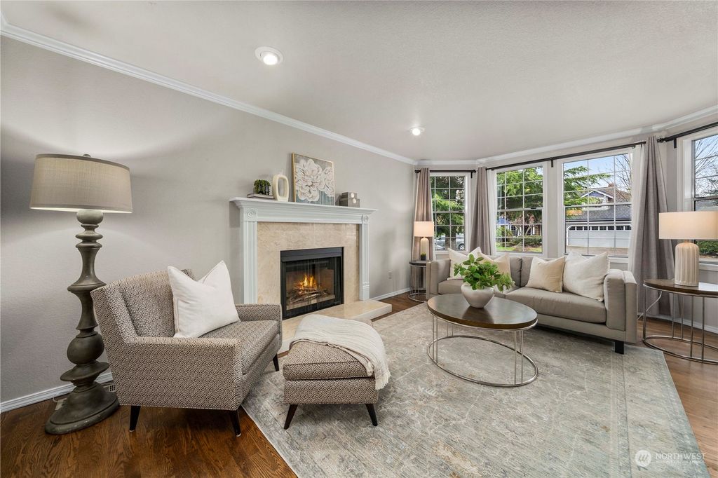 Photo of 1008 SW 314th Place, Federal Way, WA 98023 (MLS # 2215337)
