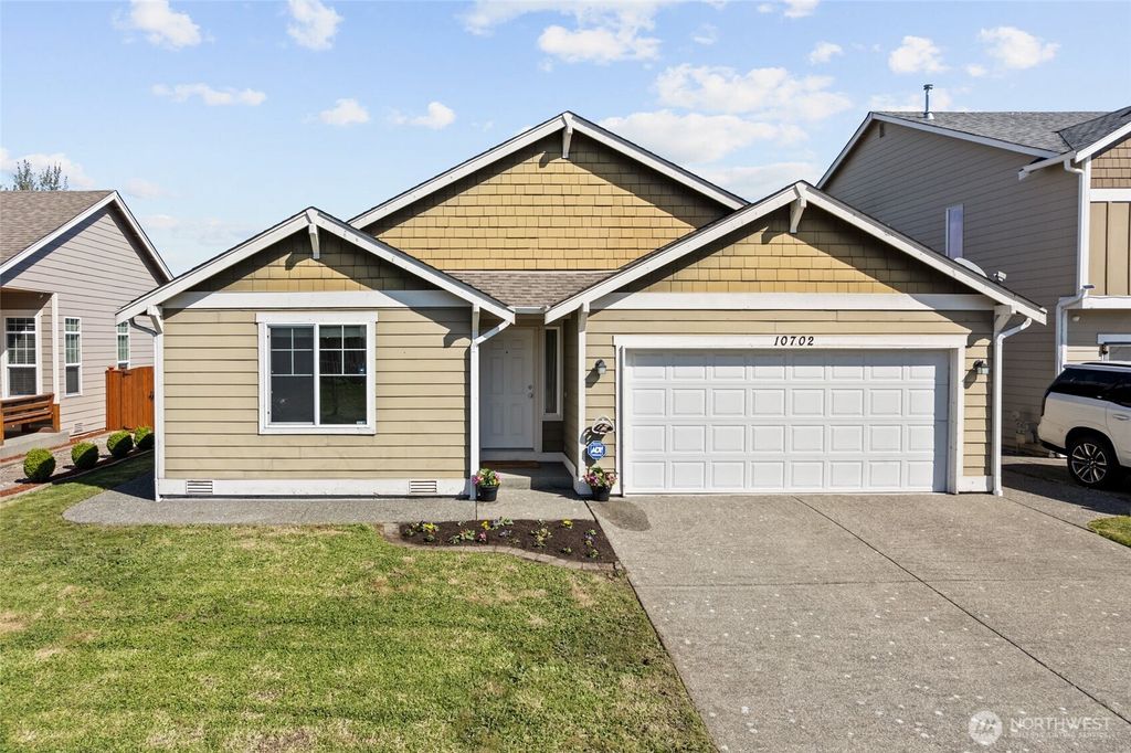 Photo of 10702 SE 273rd Court, Kent, WA 98030 (MLS # 2361929)