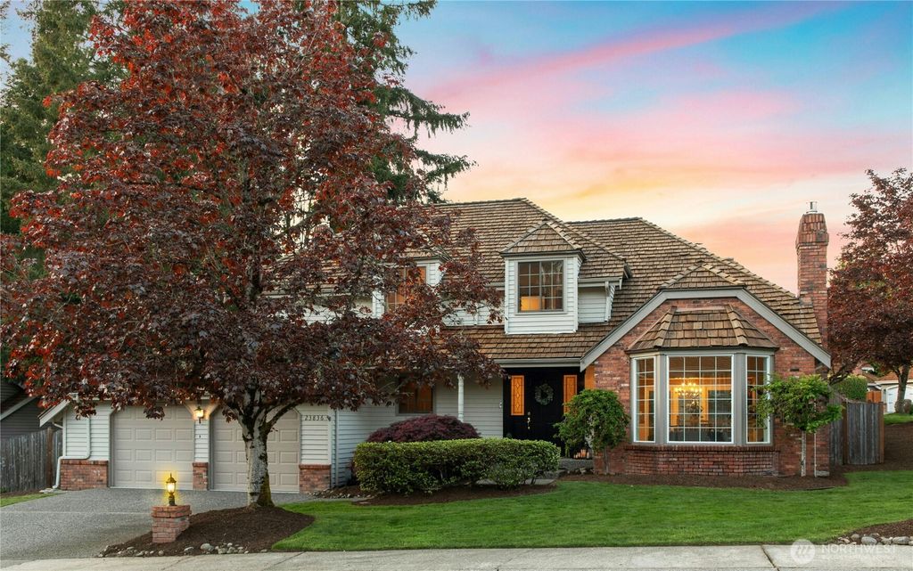 Photo of 23836 SE 47th Place, Sammamish, WA 98029 (MLS # 2369809)