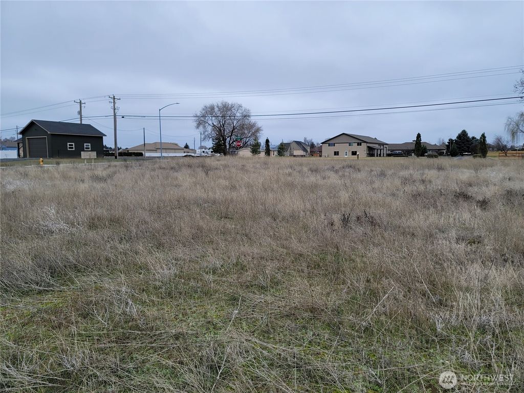Photo of 6419 RD 2.05 NE, Moses Lake, WA 98837 (MLS # 2477656)