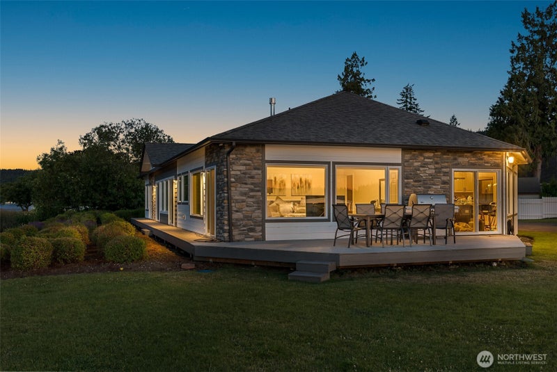 1558 Fairview Street