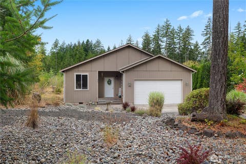 Photo of 321 E Penzance Road, Shelton, WA 98584 (MLS # 2569980)