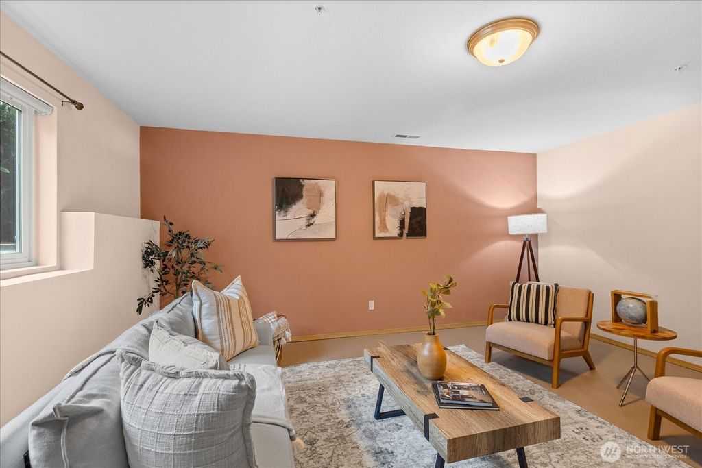 Photo of 15508 35th Avenue W #B5, Lynnwood, WA 98087 (MLS # 2477474)