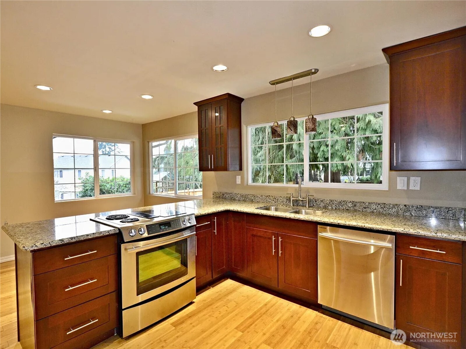 15812 Juanita Drive NE