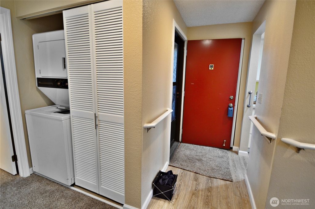 Photo of 1001 S Pearl Street #A2, Tacoma, WA 98465 (MLS # 2504381)