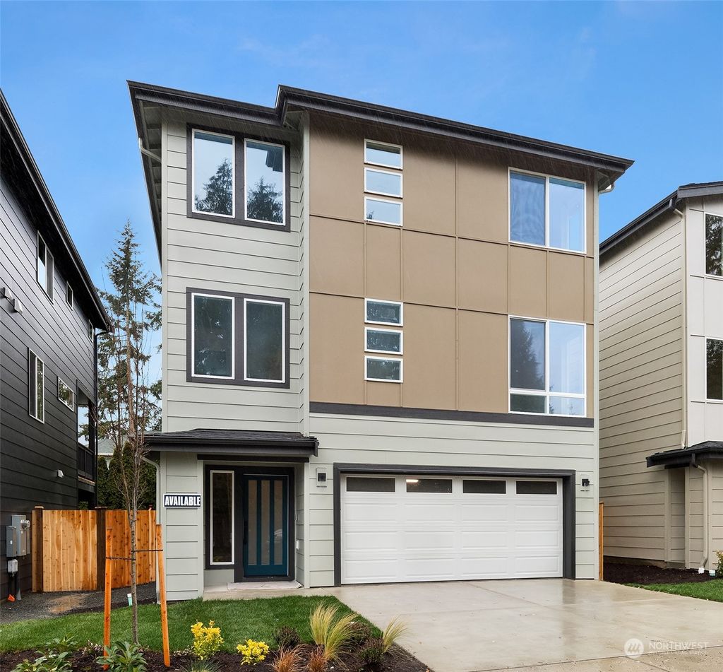 Photo of 4414 137th Street SW, Lynnwood, WA 98087 (MLS # 2055228)