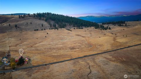 Photo of 1371 Bettas Road, Cle Elum, WA 98926 (MLS # 2451355) Photo of 1371 Bettas Road, Cle Elum, WA 98926 (MLS # 2451355)