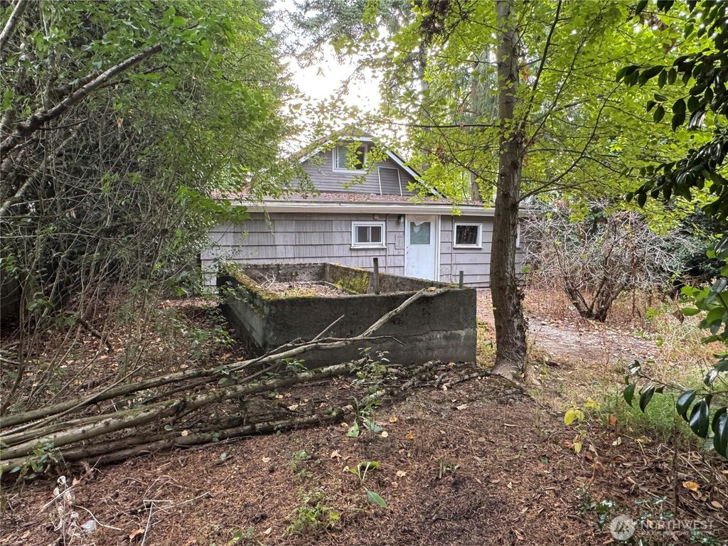 Photo of 12243 16th Avenue S, Seattle, WA 98168 (MLS # 2426215)