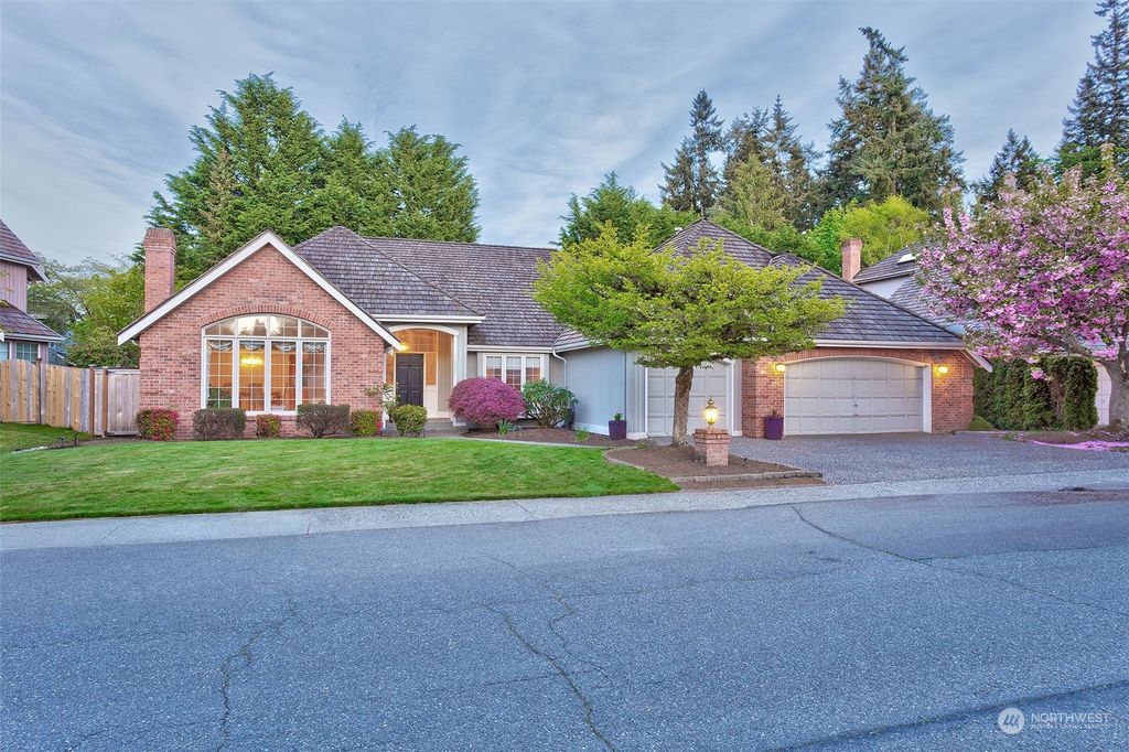 Photo of 12627 55th Avenue W, Mukilteo, WA 98275 (MLS # 2233502)