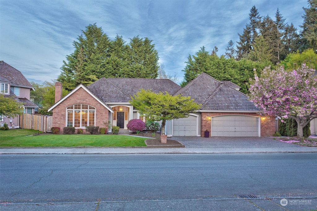 Photo of 12627 55th Avenue W, Mukilteo, WA 98275 (MLS # 2233502)