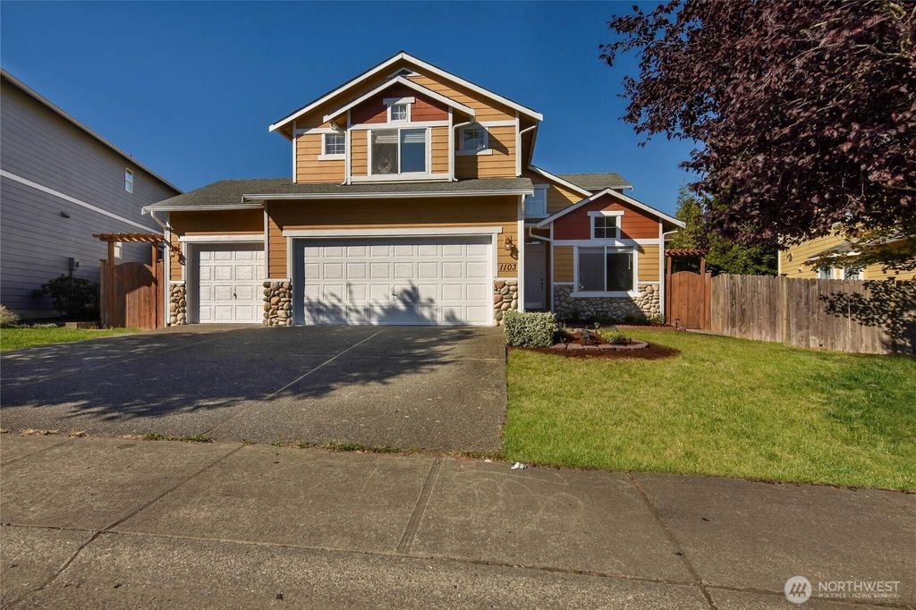 Photo of 1103 167th Street SW, Lynnwood, WA 98037 (MLS # 2458438)