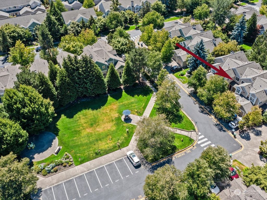 Photo of 9235 158th Place NE #2802, Redmond, WA 98052 (MLS # 2152104)