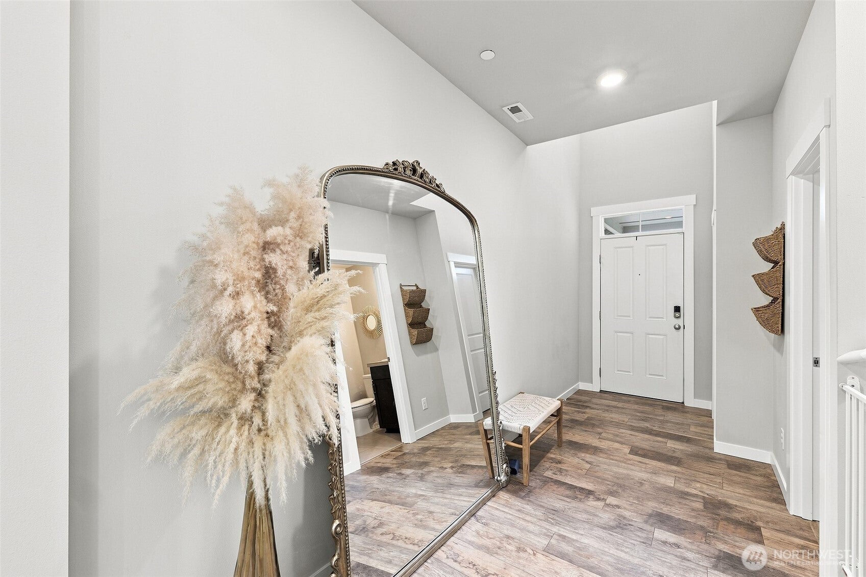 20816 77th Street E