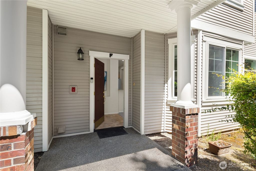 Photo of 5100 Talbot Place S #F, Renton, WA 98055 (MLS # 2390367)