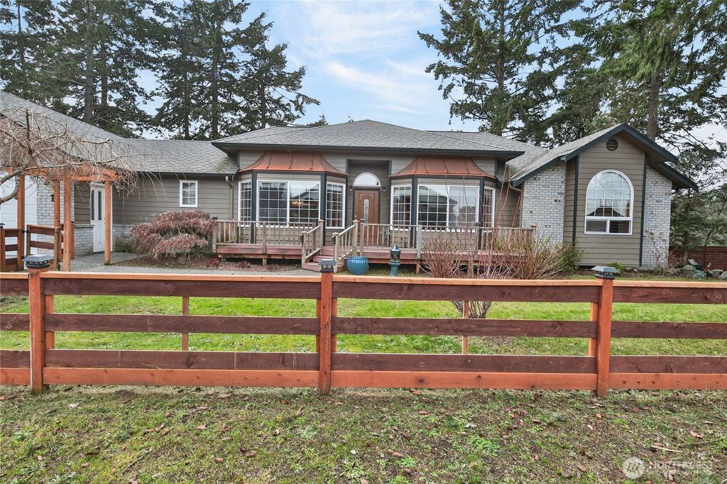 Photo of 41 Northridge Lane, Sequim, WA 98382 (MLS # 2491241)