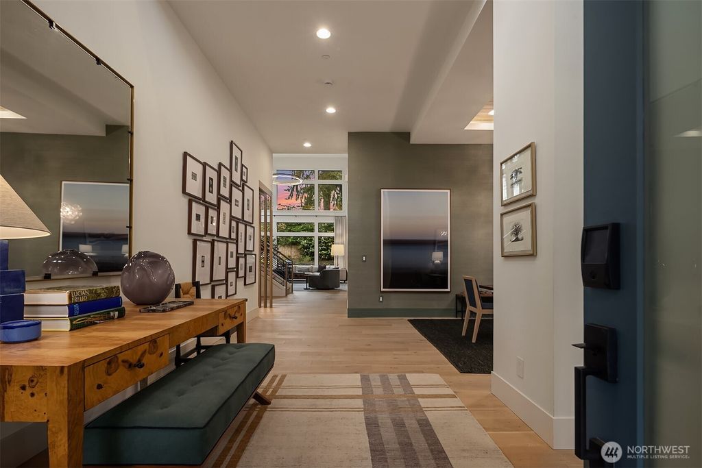 Photo of 2131 104th Place SE, Bellevue, WA 98004 (MLS # 2509756)