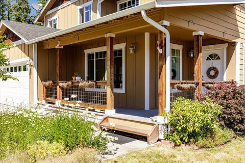 A home in Oak Harbor