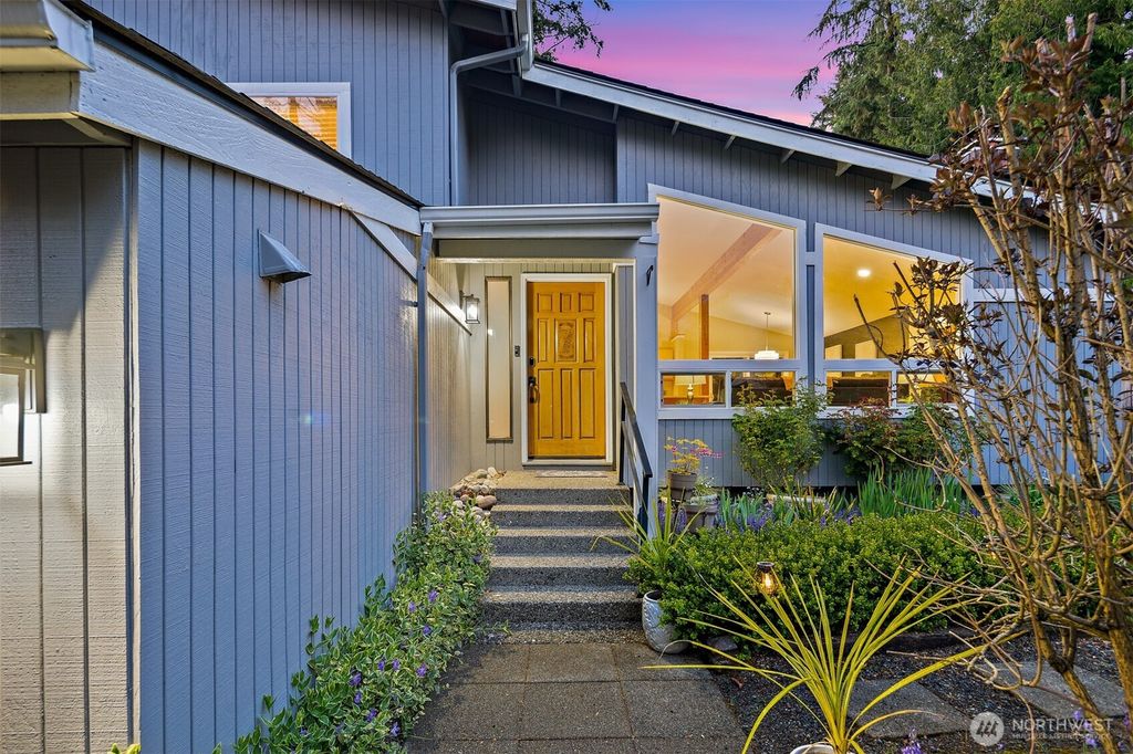 Photo of 14205 48th Place W, Edmonds, WA 98026 (MLS # 2339029)