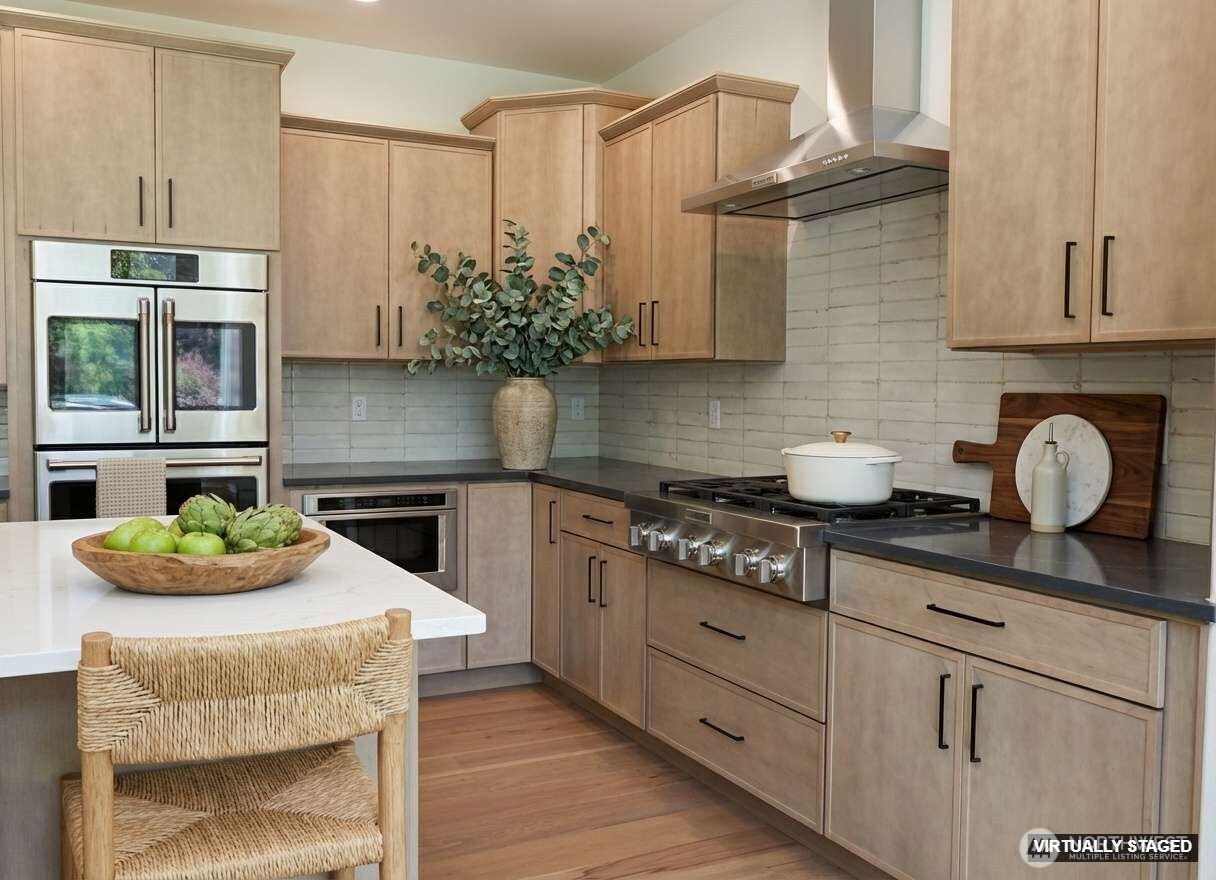 6629 Shadow Creek Lane NE