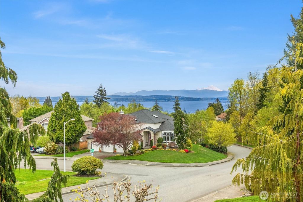 Photo of 5717 25th Avenue W, Everett, WA 98203 (MLS # 2356854)