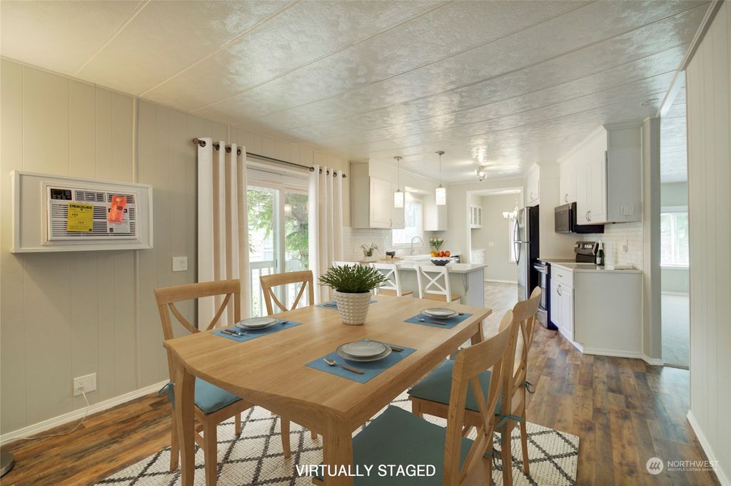 Photo of 18425 NE 95th Street #187, Redmond, WA 98052 (MLS # 2069266)